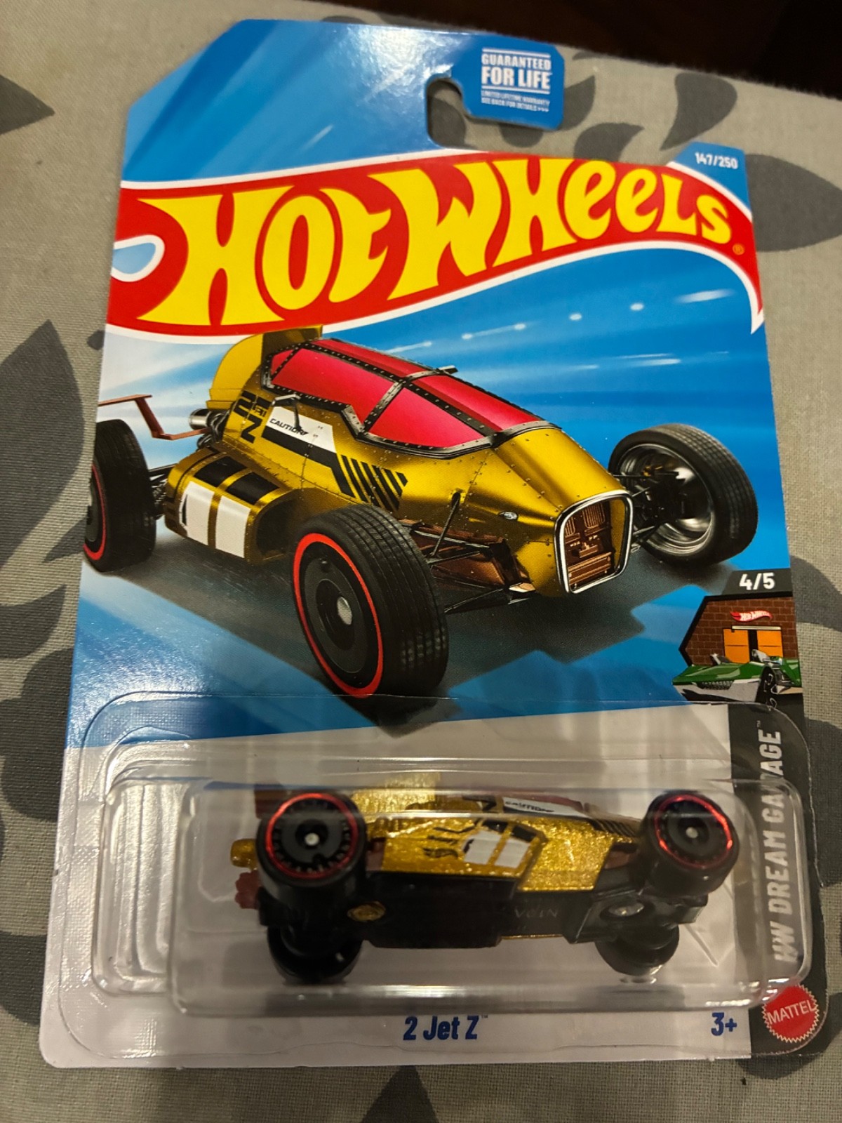 Hot Wheels 2 Jet Z Treasure Hunt