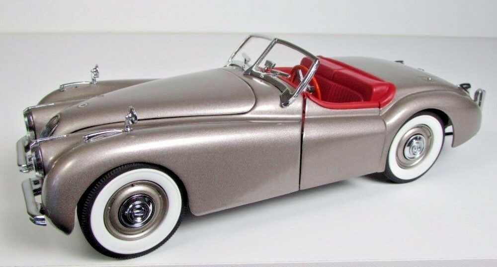 Jaguar Race Car Racing Le Mans Racer1 24Vintage Custom Built18Metal Body12Model