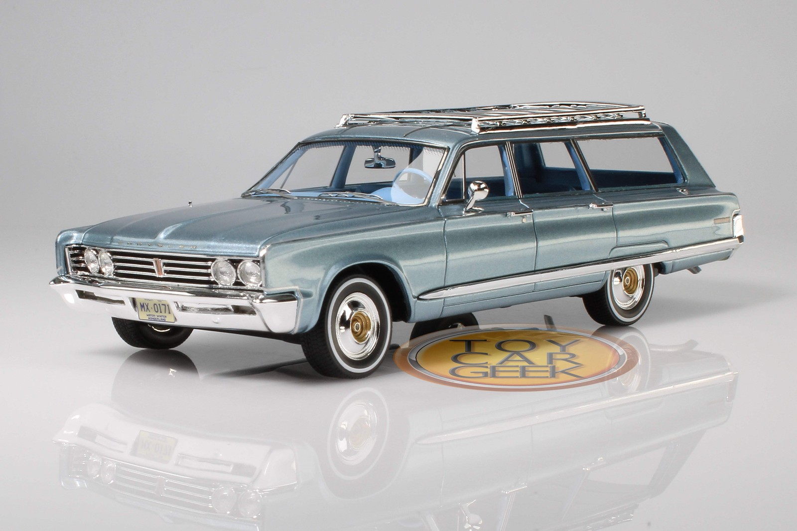 1966 Chrysler Town & Country Wagon 1:43 Matrix Scale Models MX 20303-171