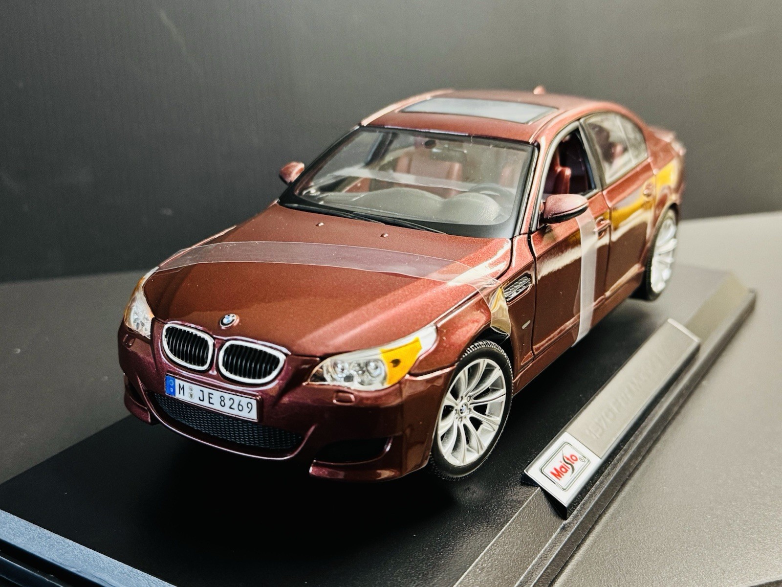2010 BMW M5 Indianapolis Red Metallic 1/18 Maisto HTF !