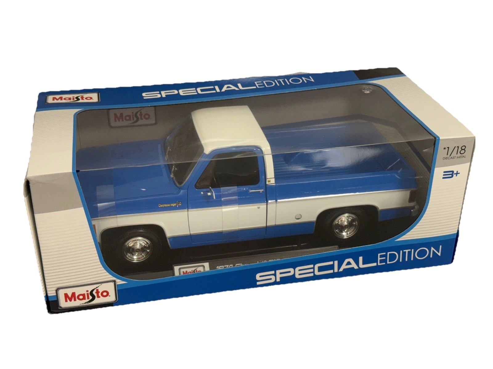 1974 Chevrolet C10 Cheyenne Super 1:18 Maisto Exclusive Style Special Edition