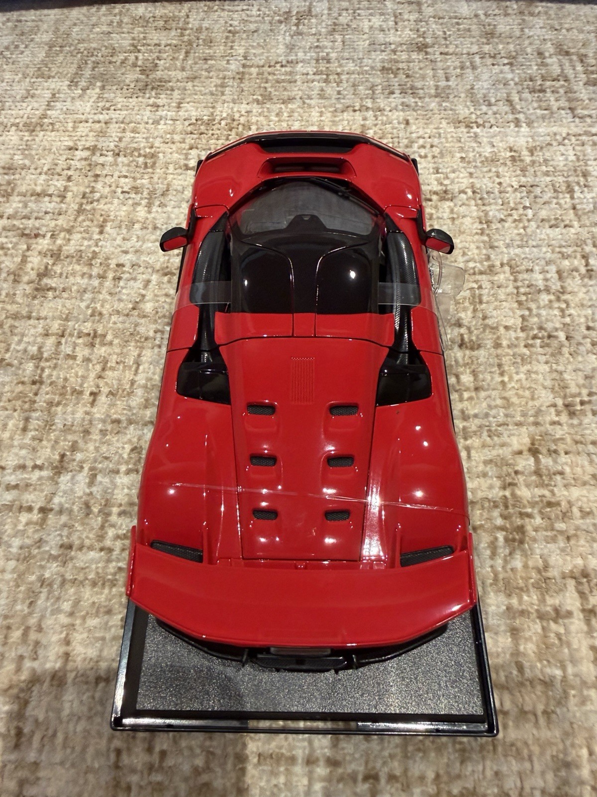 1/18 Maisto Ferrari F80 Rosso Corsa Red Diecast Special Edition