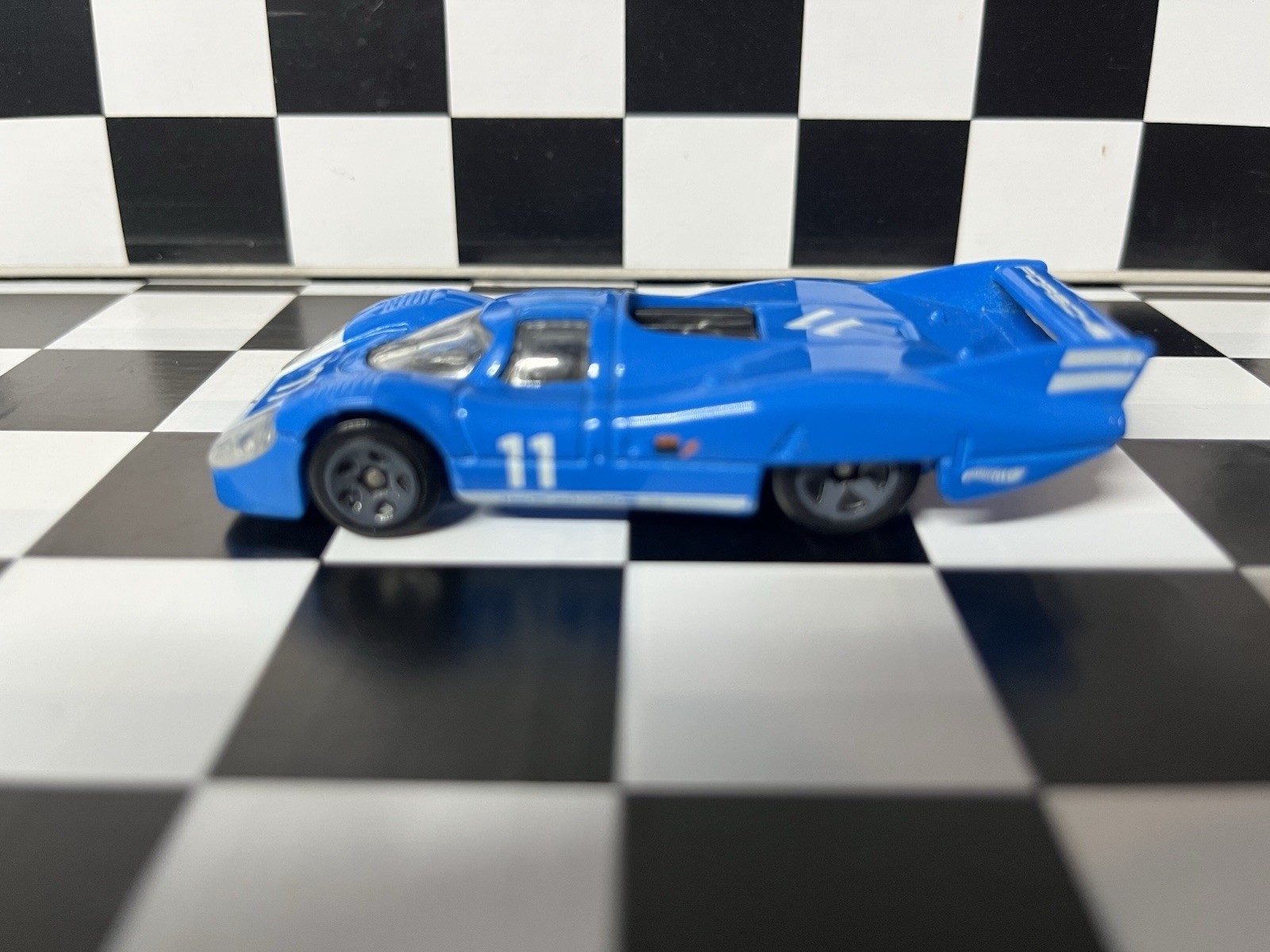 Hot Wheels Porsche 917LH Blue #11 1:64 Diecast Car 1970 HW Exotics LE