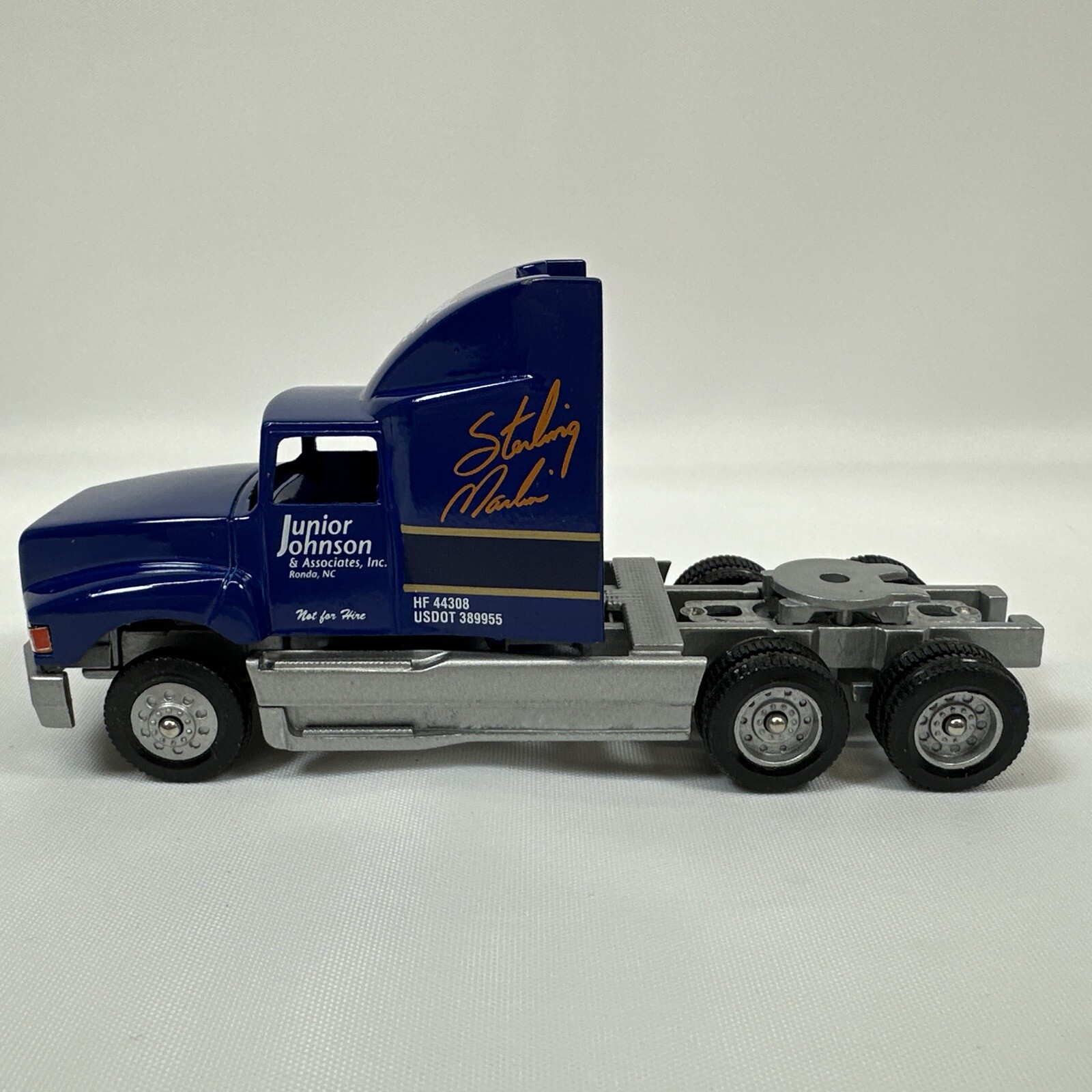 Winross Diecast Tractor Trailer Semi – American Racing Scene 12 Sterling Martin