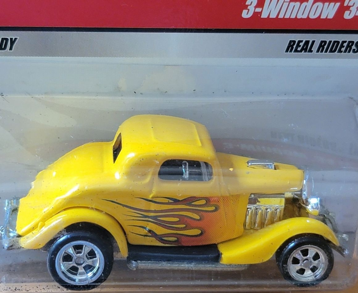 Hot Wheels 2010 Larry’s Garage Yellow 3 – Window ’34 Ford 11/20 Real Riders