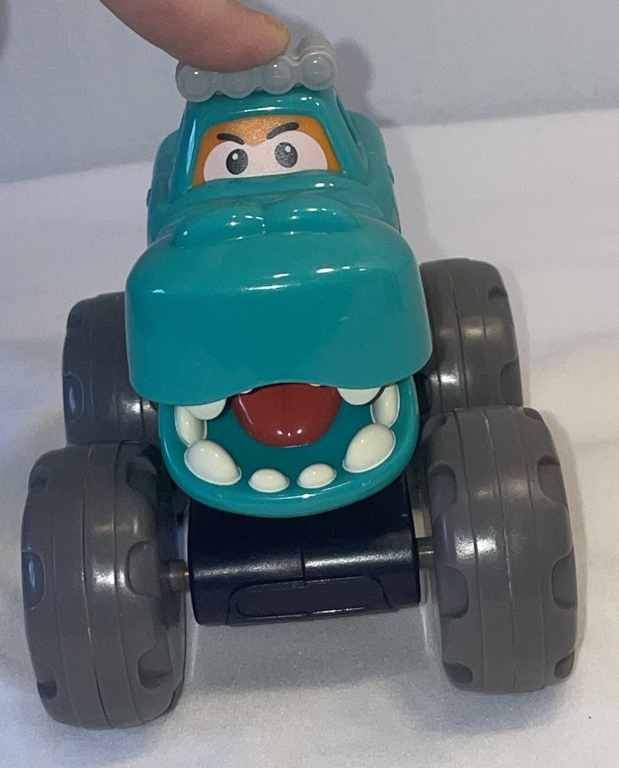2 Animal Monster Trucks Pull Back Cars Push Button Crocodile Leopard