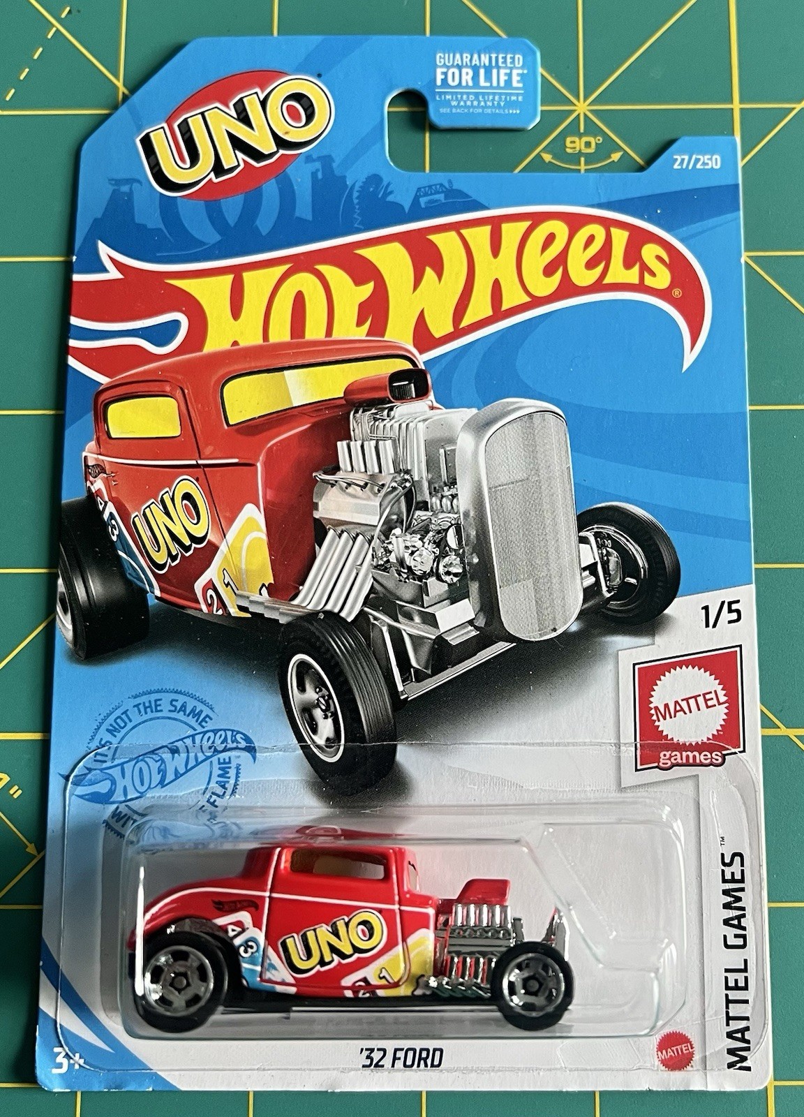 LOT OF 2 – 2021 & 2023 HOT WHEELS ‘32 FORD HOT ROD UNO MATTEL GAMES RETRO RACERS