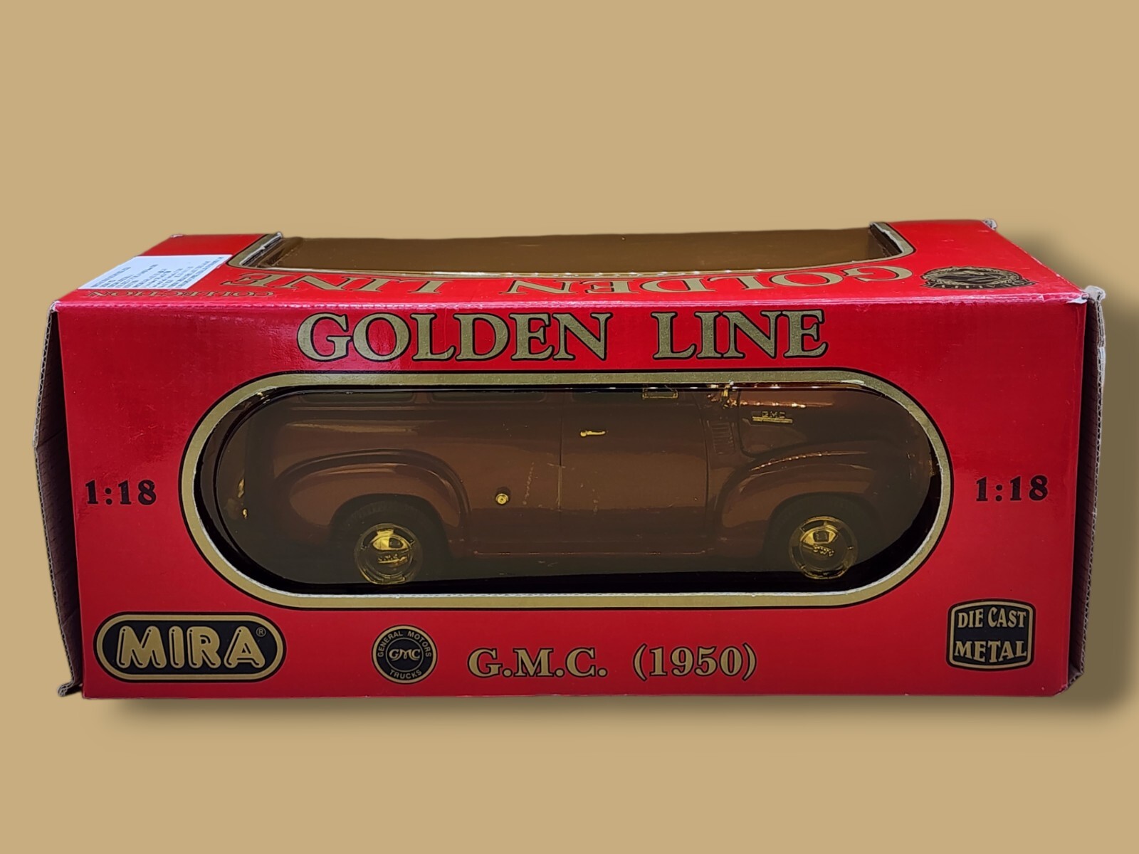 Mira Golden Line 1:18 Scale Diecast Metal G.M.C. 1950 Burgundy Red Suburban MIB
