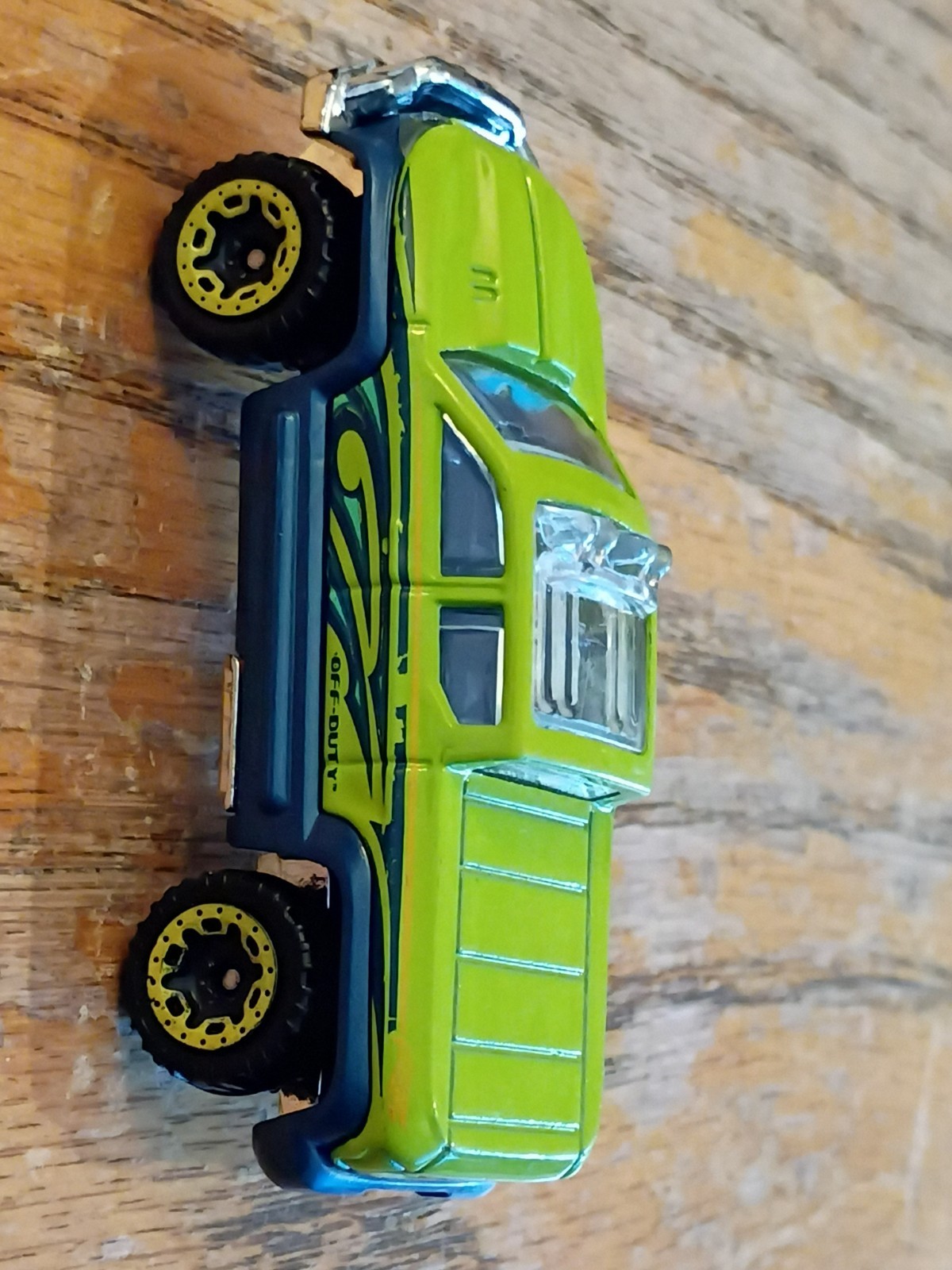 Rare 2013 Hot Wheels Off Duty Green Diecast Pickup Truck – HW Collectible