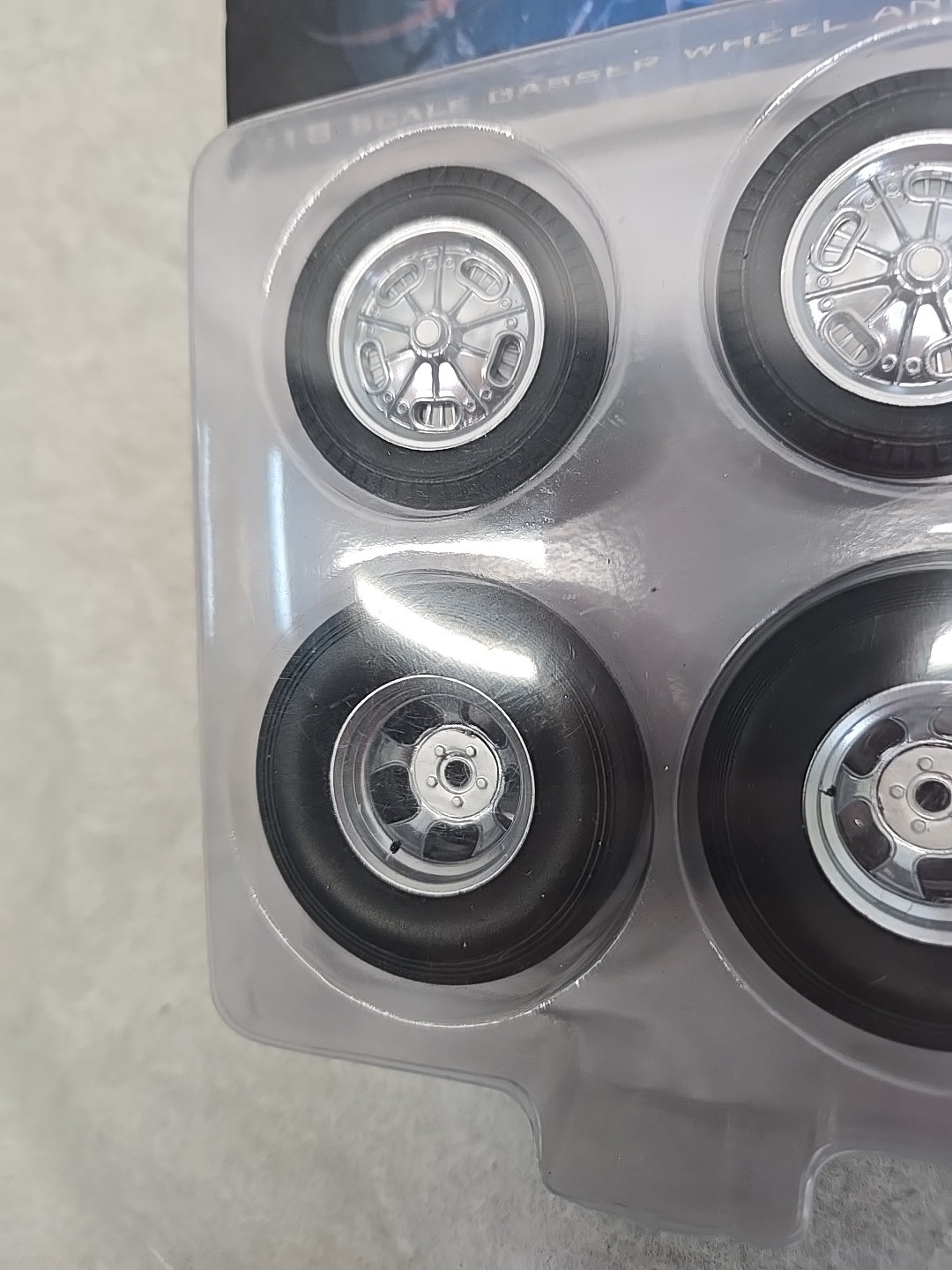GMP 1/18 GASSER WHEEL AND TIRE SET G1800133