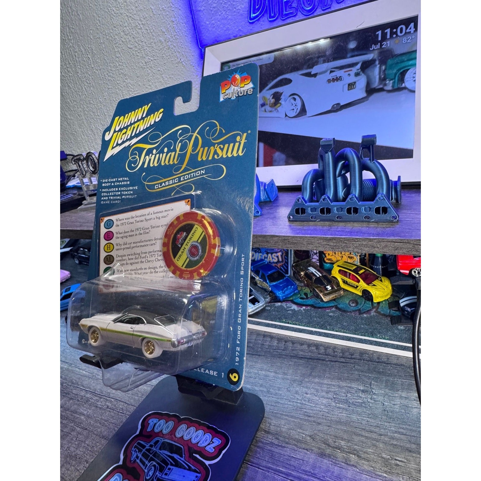 Johnny Lightning White Lightning Chase Trivial pursuit 1972 Gran Torino Sport