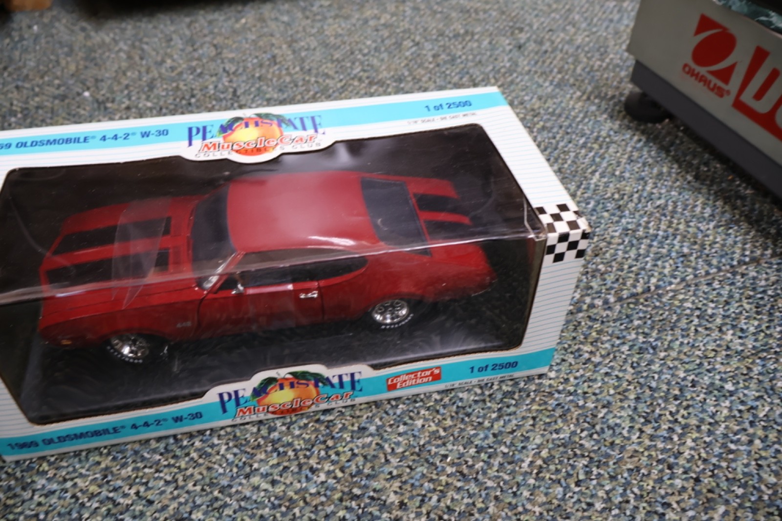 1/18 Ertl Peachstate Collectibles Club 1969 Olds OLDSMOBILE 442 W-30 in Red