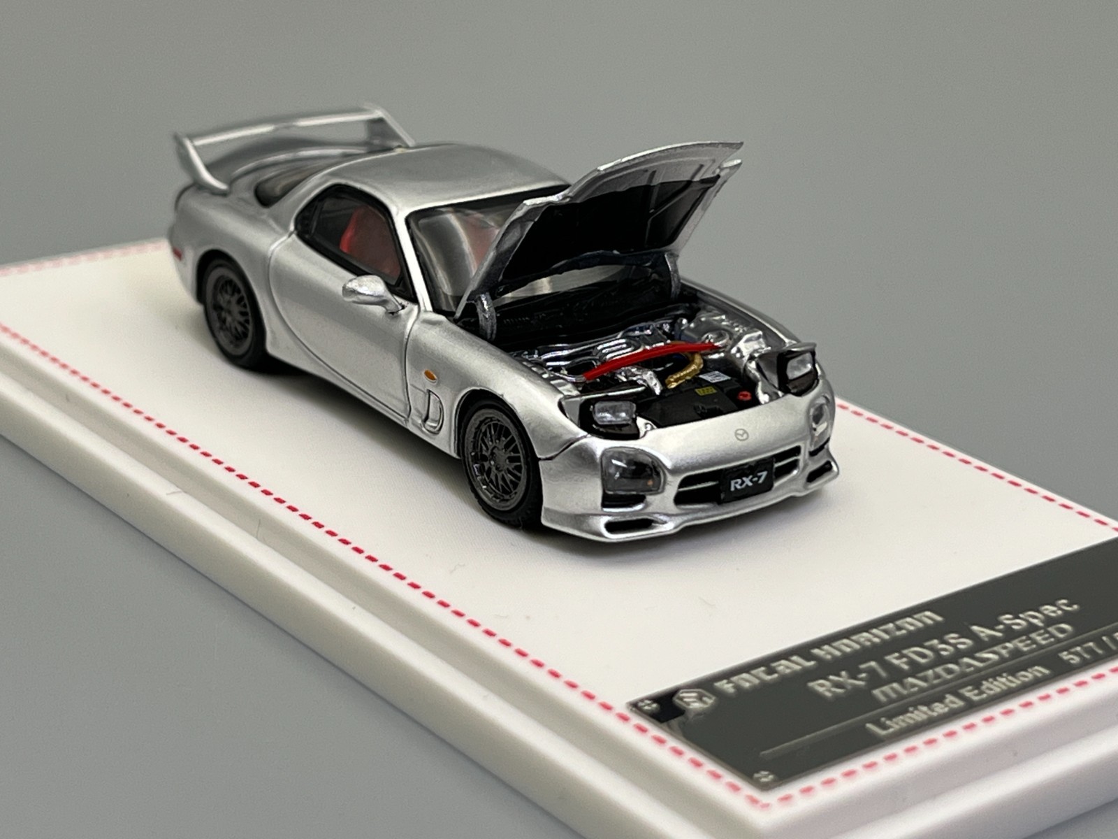 Mazda RX-7 FD3S A-Spec Mazdaspeed Silver Focal Horizon 1/64 scale with case