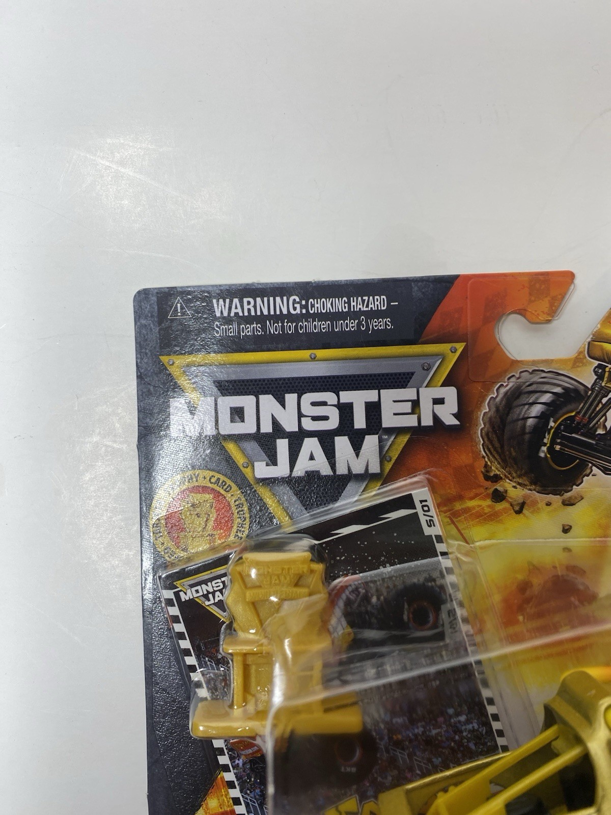 2026 Spin Master Monster Jam Gold Trophy Card – EL TORO LOCO – Series 1