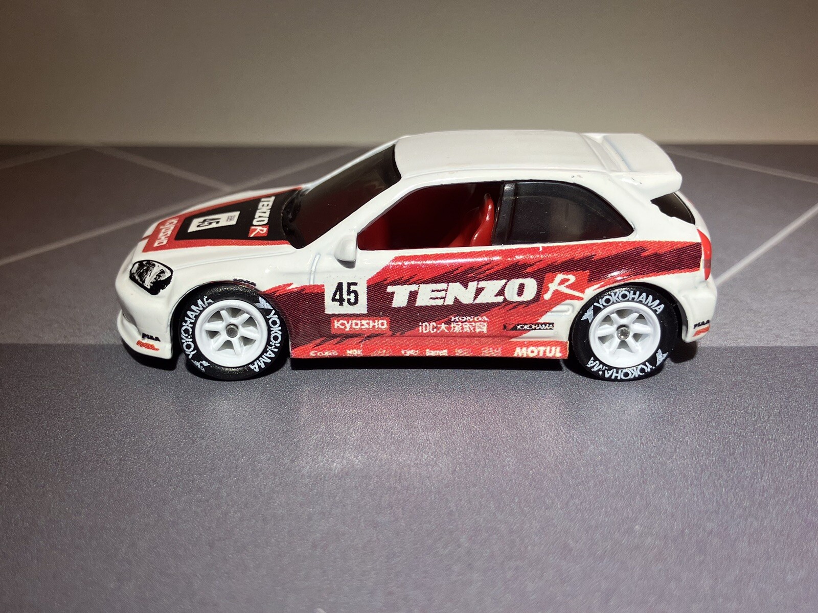 1/64 Custom Hot Wheels 1999 HONDA CIVIC TYPE R (EK9) w/real riders TENZO Custom