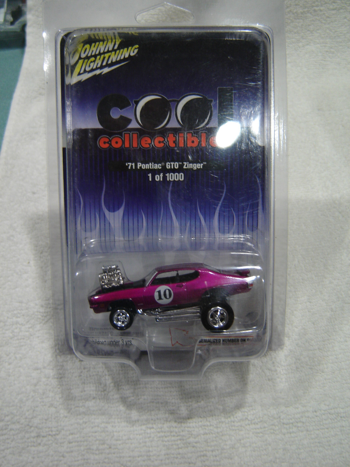 Johnny Lightning Cool Collectibles 1971 GTO Zingers 1/1000 W/PROTECH CAR CASE