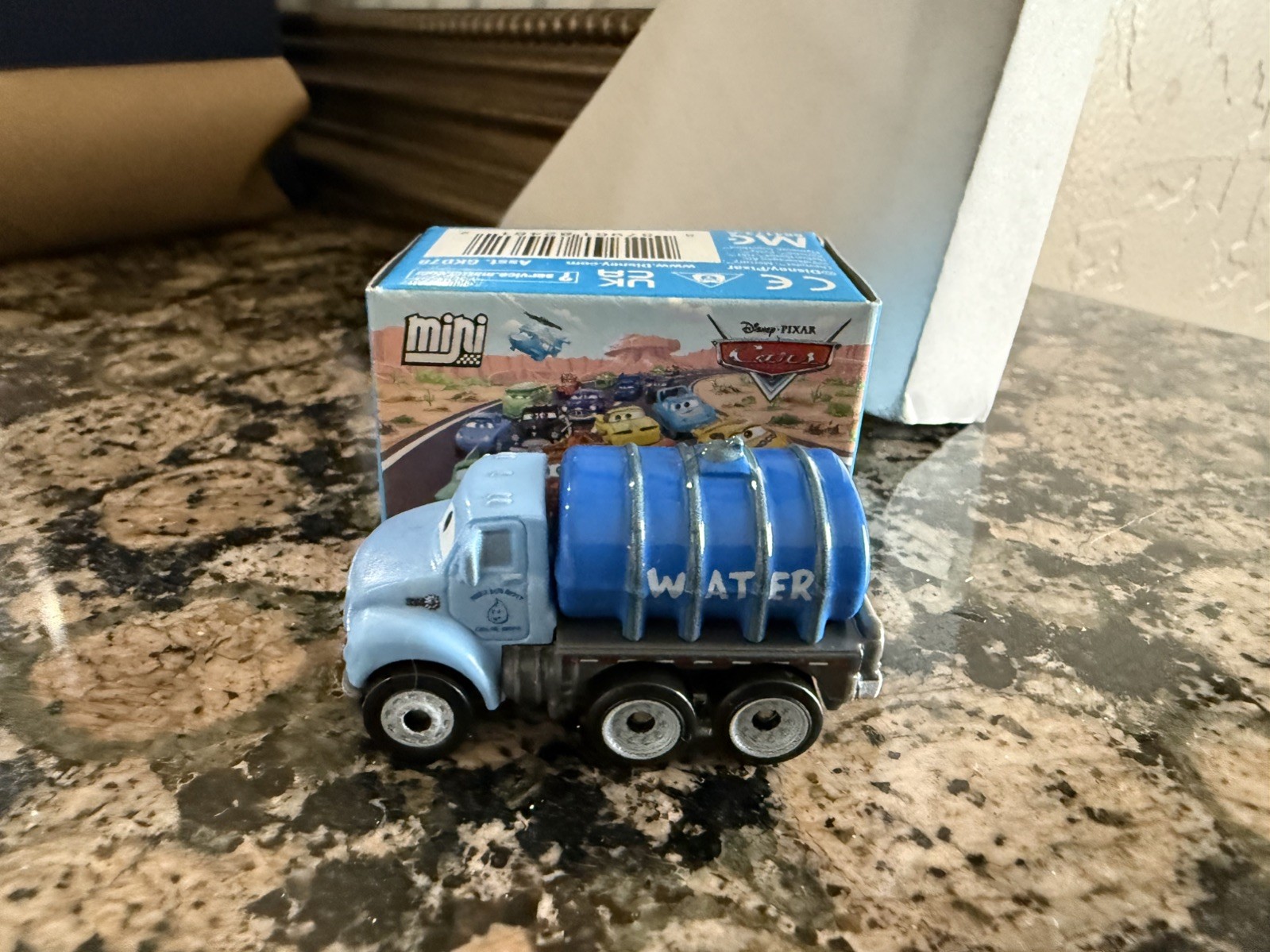 Disney Pixar Cars Mini Racers 2026 Mr. Drippy New In Box Lightning McQueen