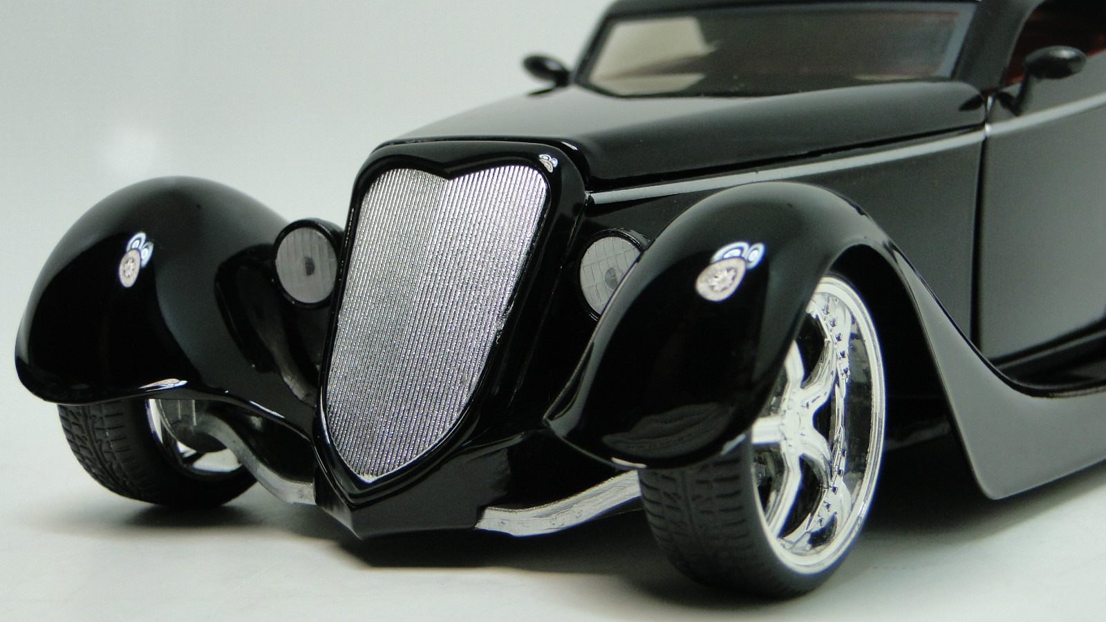 Ford Dragster Hot Rod Race Car1930Custom Built1 24Chopped Drag12Carousel Black18