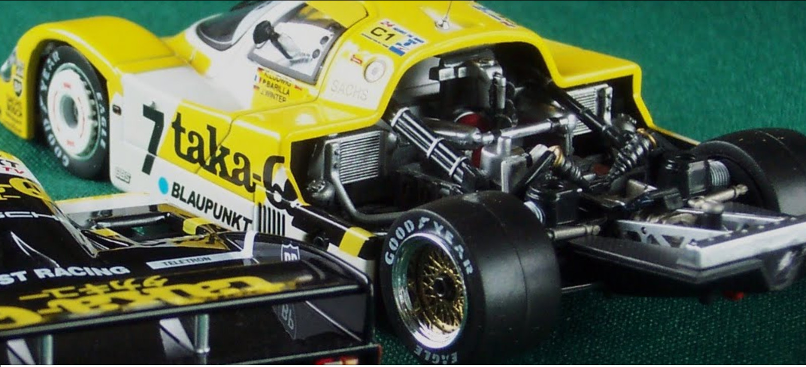 Porsche Race Car1:43Le Mans24Racing Custom Built18Model12Carousel YELO