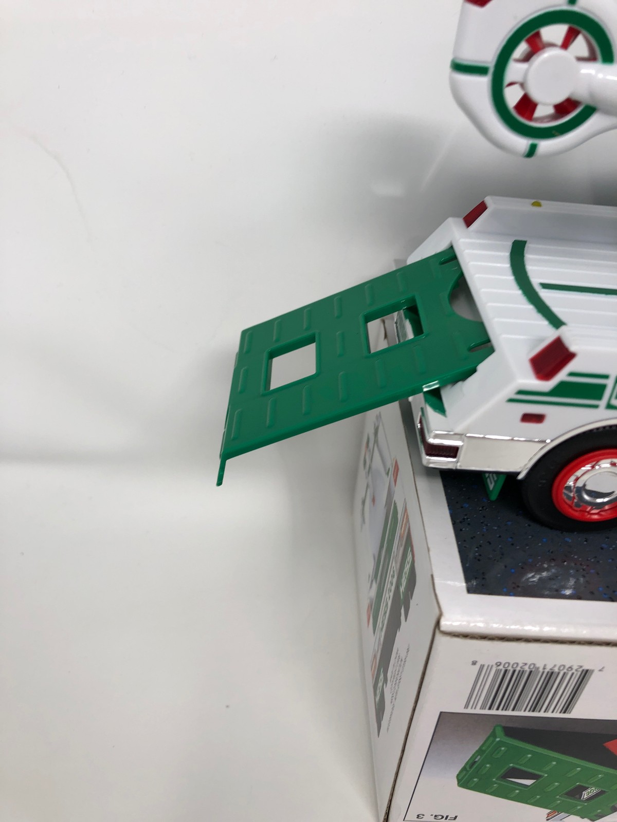 Hess Truck and Helicopter – 2006 by Hess