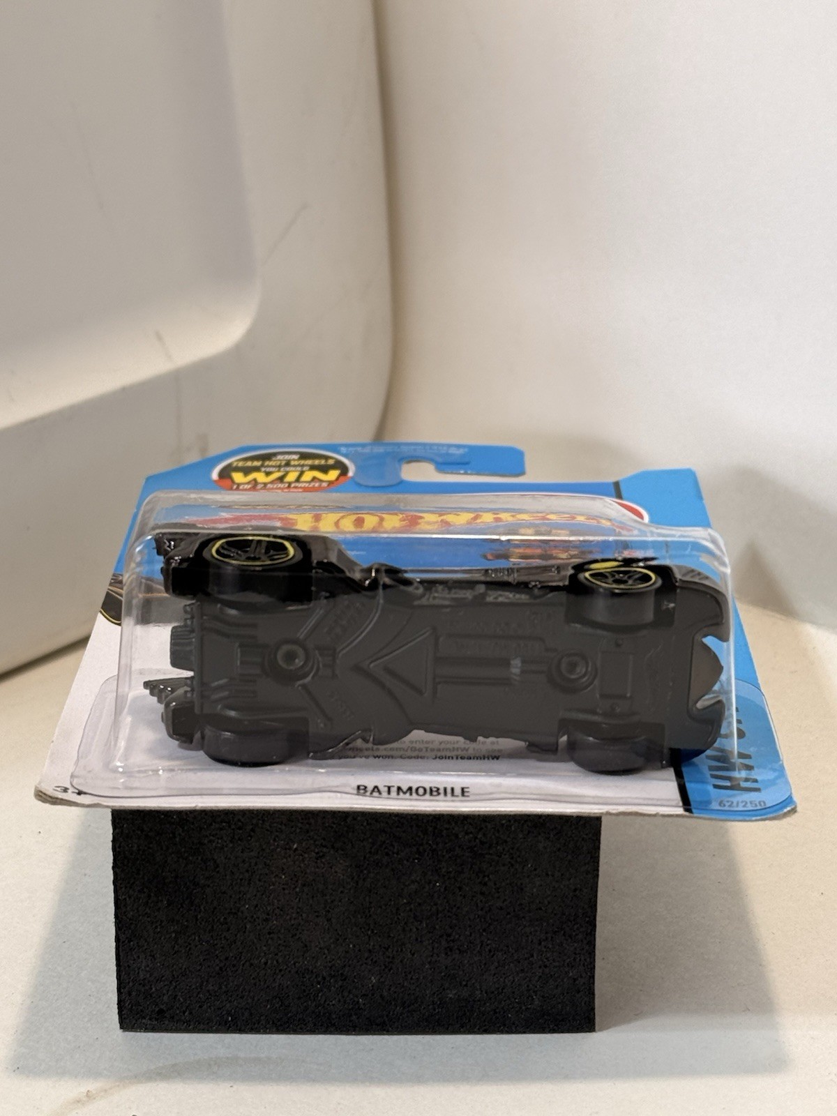 Hot Wheels 2015 62/250 HW City Batmoblie