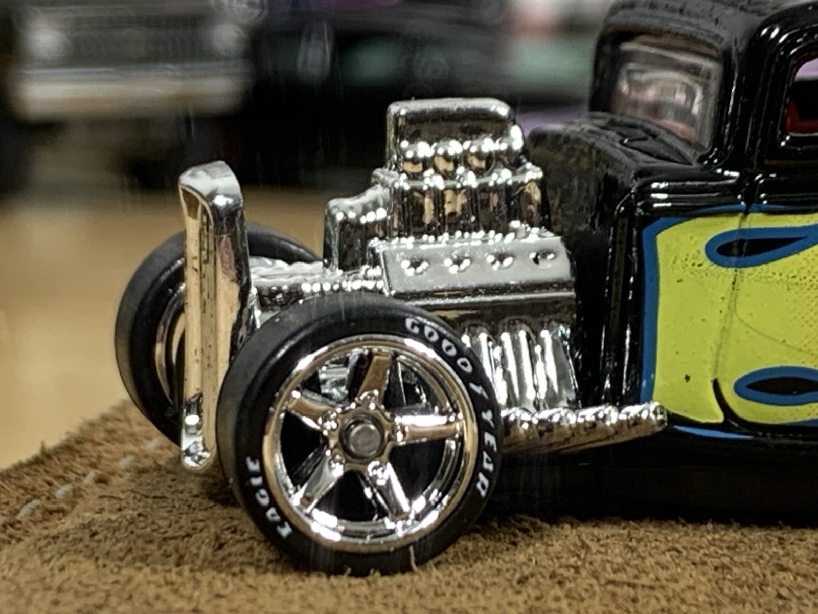 Vintage 1997 Hot Wheels ’32 Ford Black Flamed Hot Rod Custom Wheel Swap