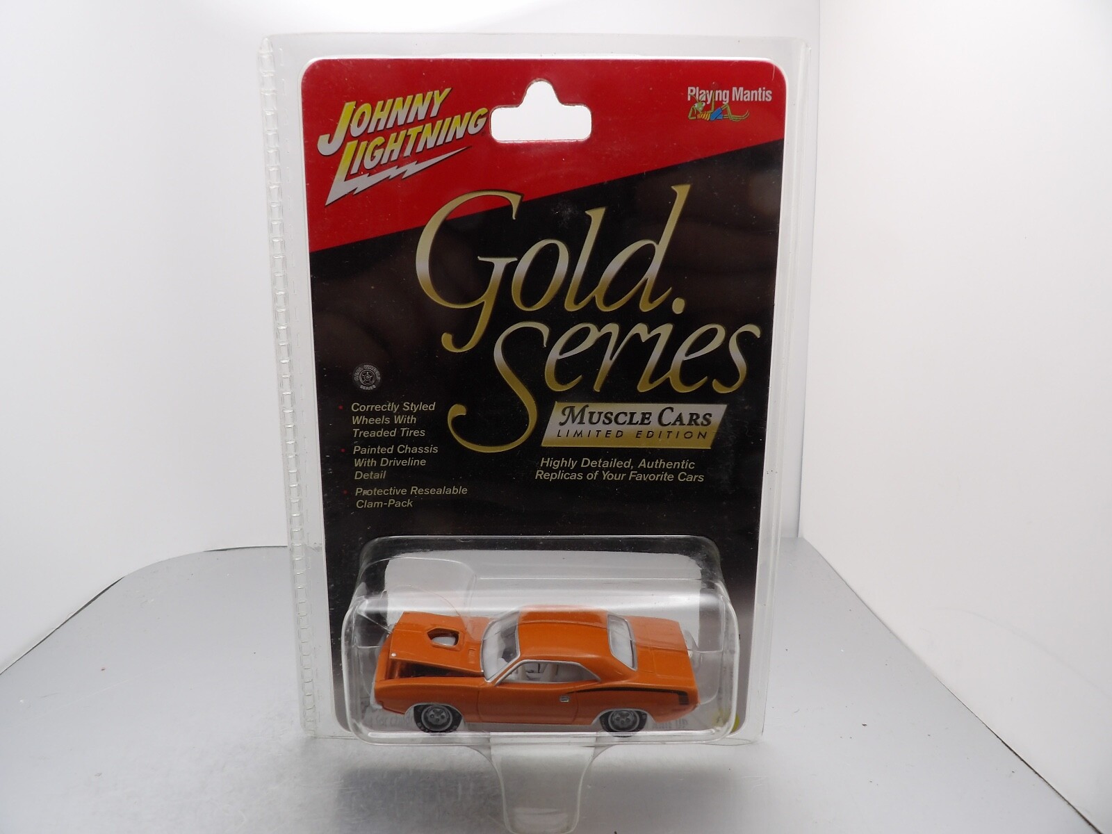1970 PLYMOUTH HEMI ‘CUDA 2003 JOHNNY LIGHTNING GOLD SERIES MUSCLE CARS 1:64