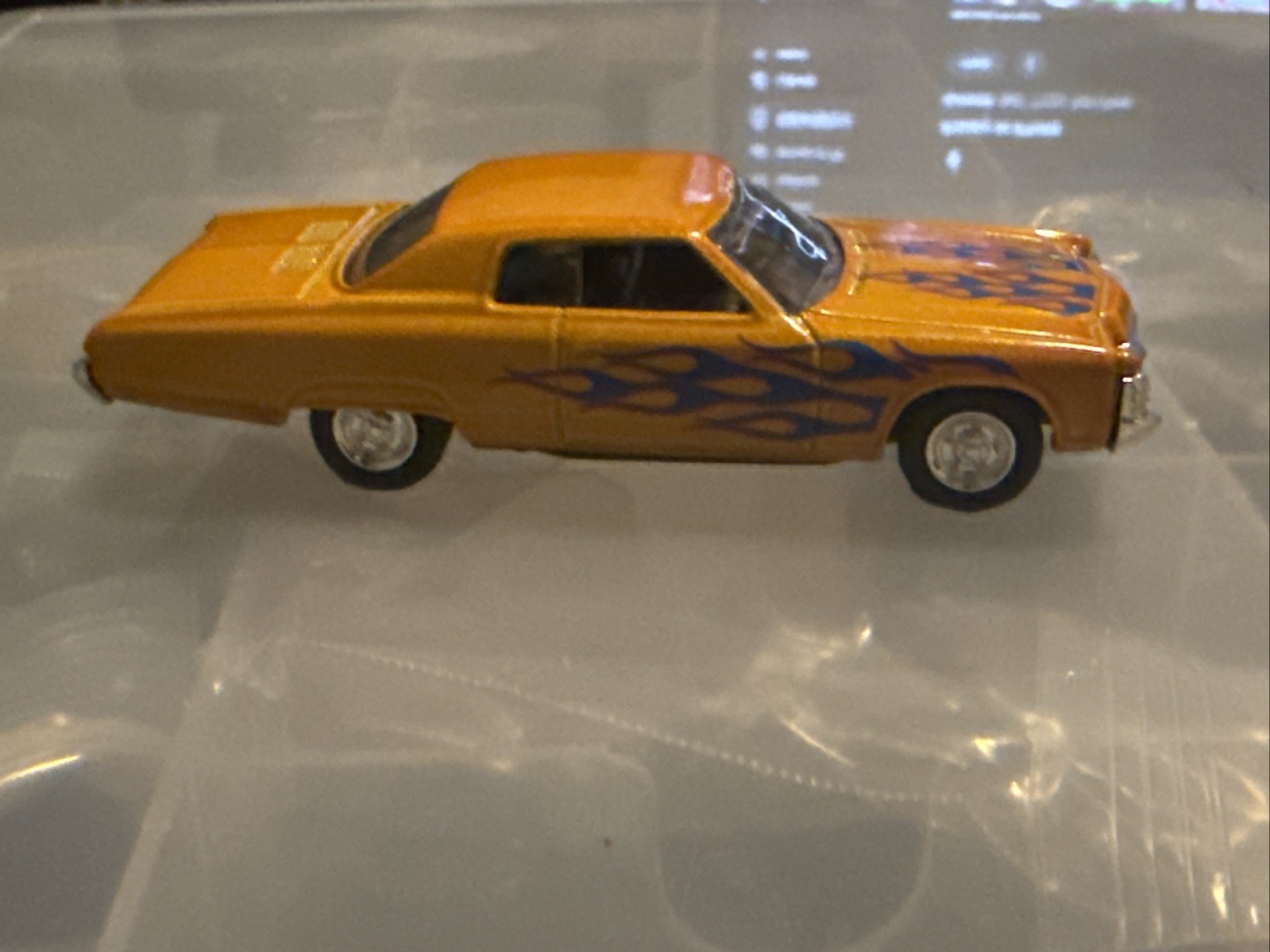 Motormax American Graffiti 1971 Chevy Impala 2-Door Yellow/Flames 1:64 Mint