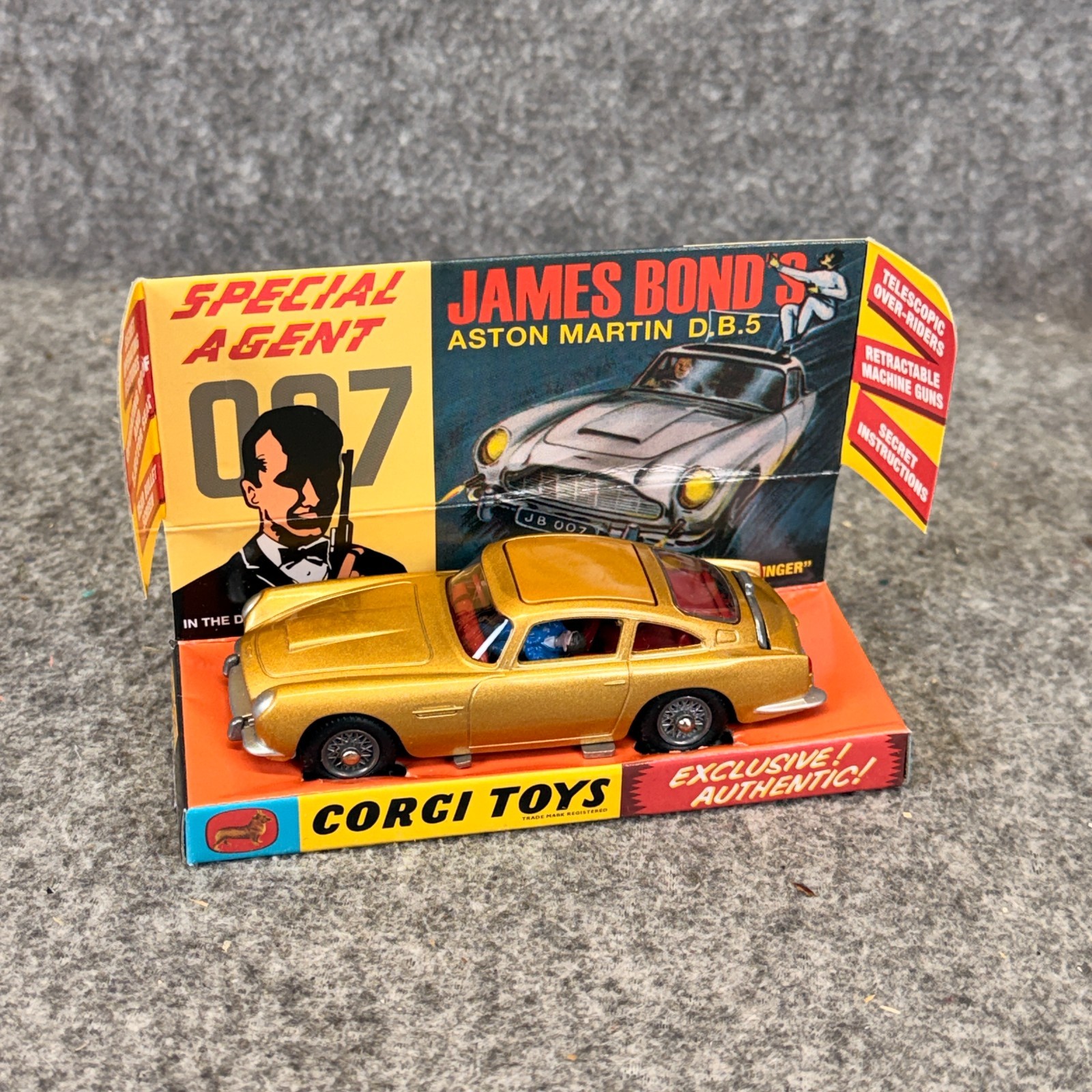Corgi Model Club 261 James Bond’s Gold Aston Martin D.B.5 2023 MIB