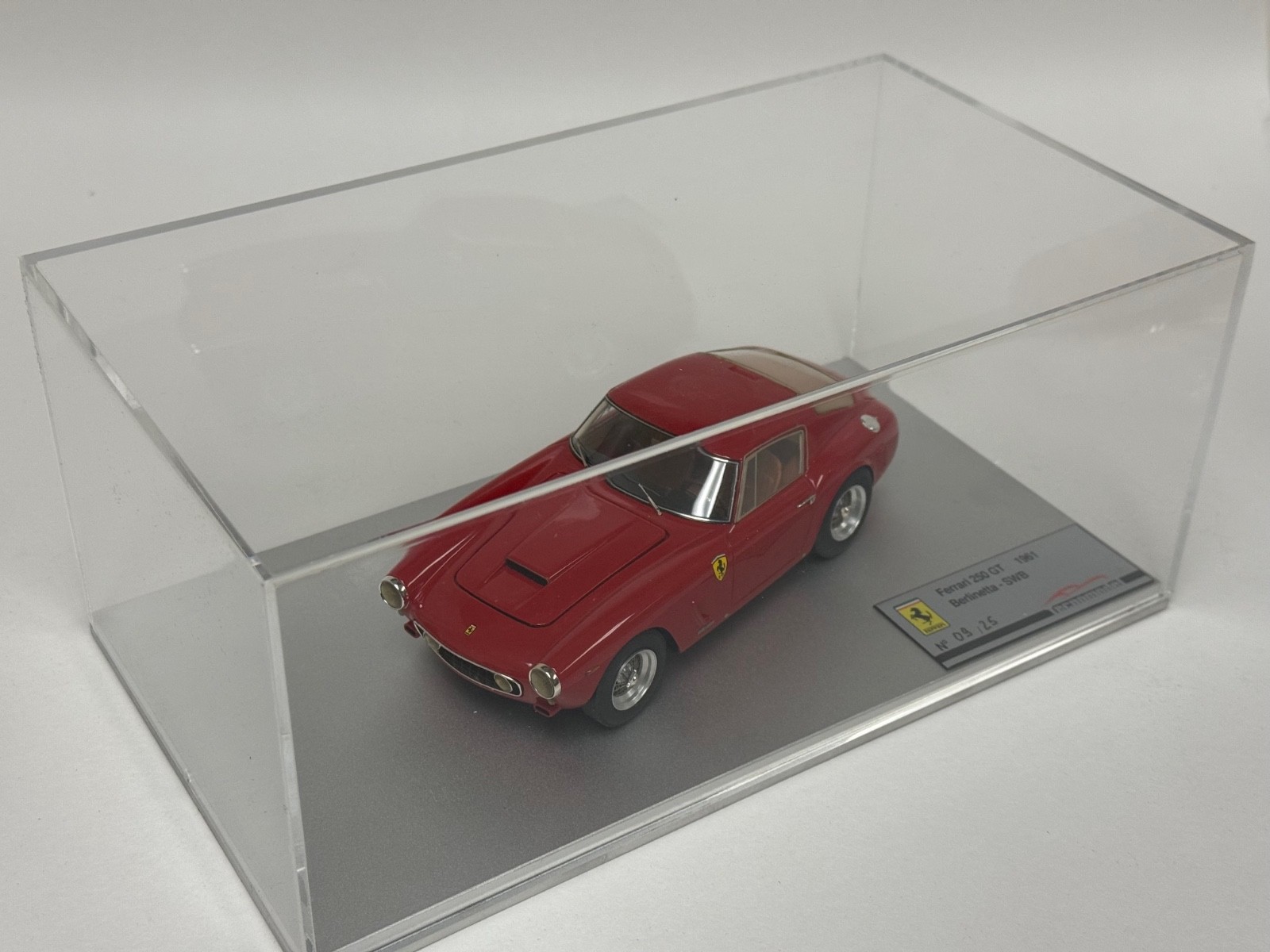 1/24 Tecnomodel Ferrari 250 GT Lusso SWB in Rosso Corsa red 25 pieces ABG169