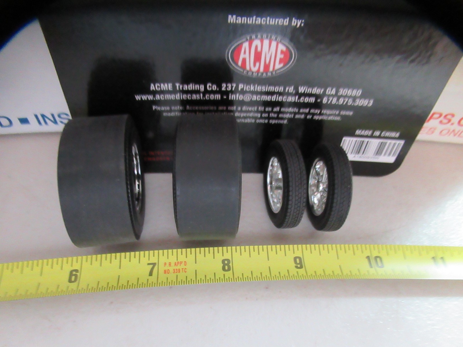 DRAG RACING 1:18 CHROME WHEEL AND TIRE SLICKS SET ACME A1800935W VINTAGE RACE