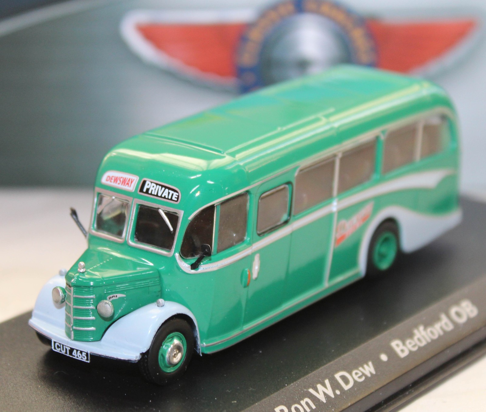 ATLAS EDITIONS – 4642103 – BEDFORD OB / DUPLE VISTA COACH – DEWSWAY / RON W. DEW