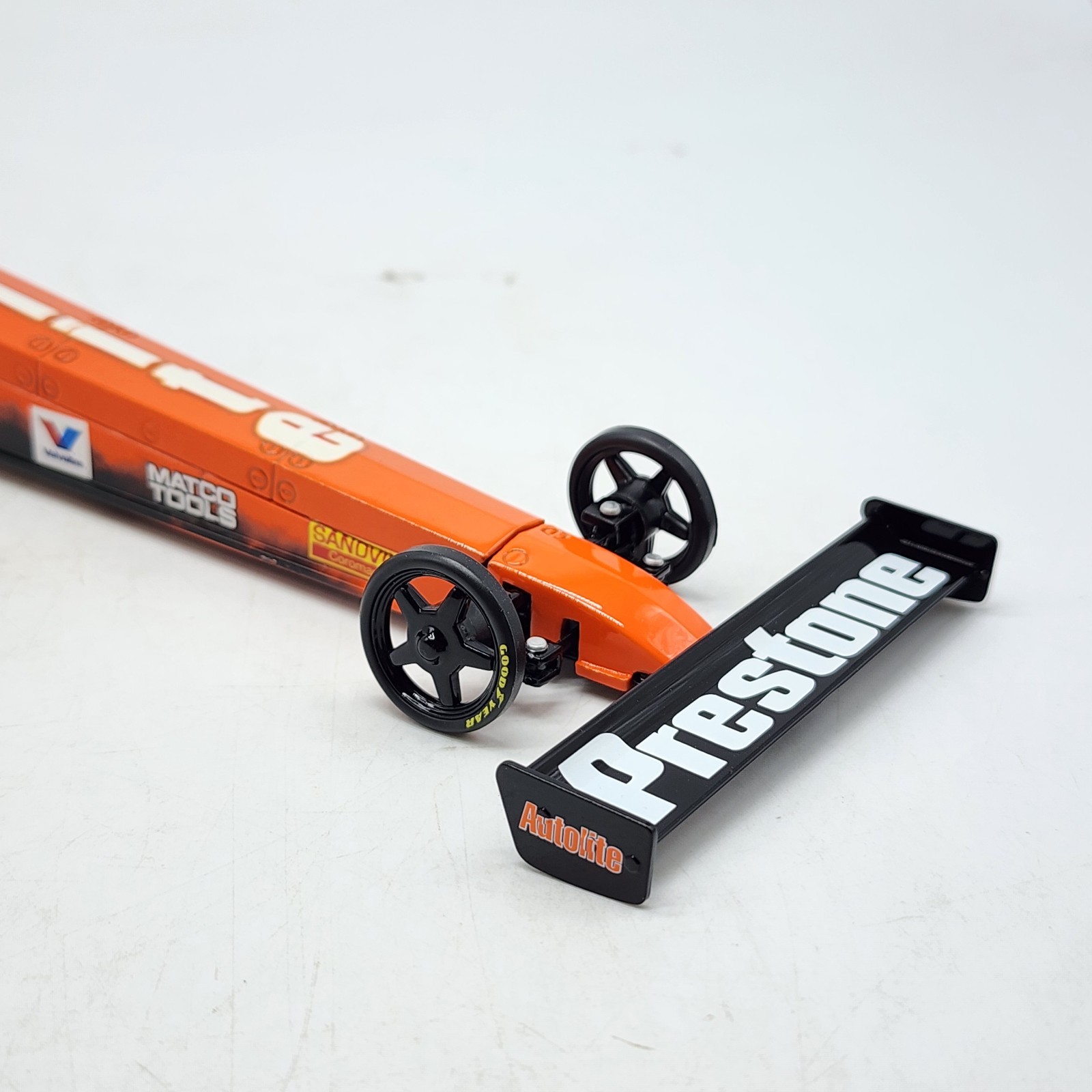 22D Auto World 1:24 NHRA Top Fuel Dragster FRAM Spencer Massey 2012 Diecast