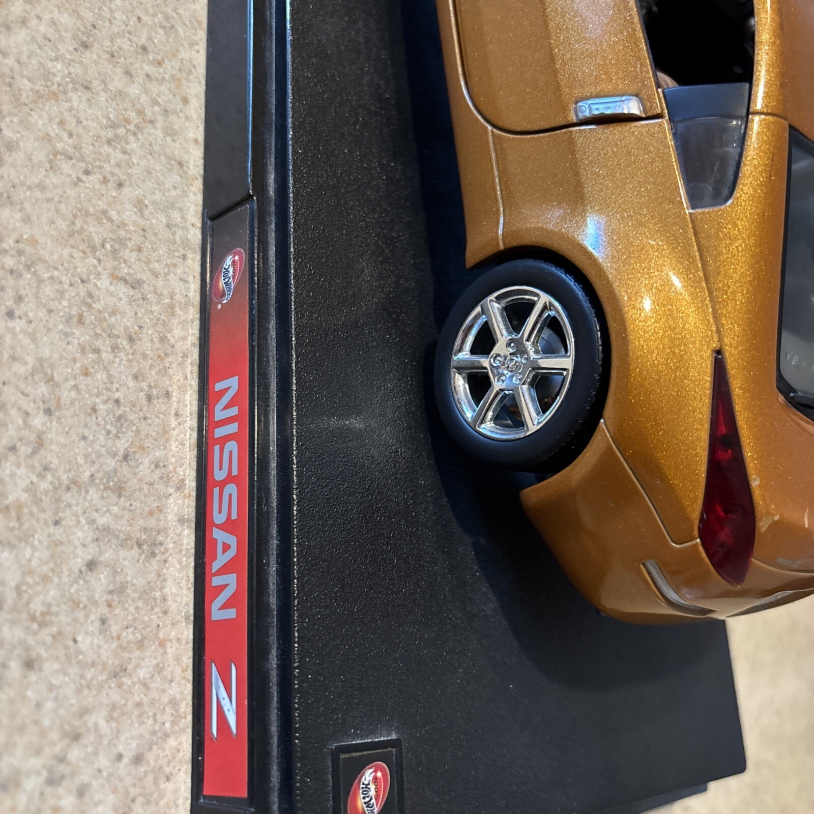 Nissan Z With Stand Toy Car Collectible Diecast 4.5” x 9”