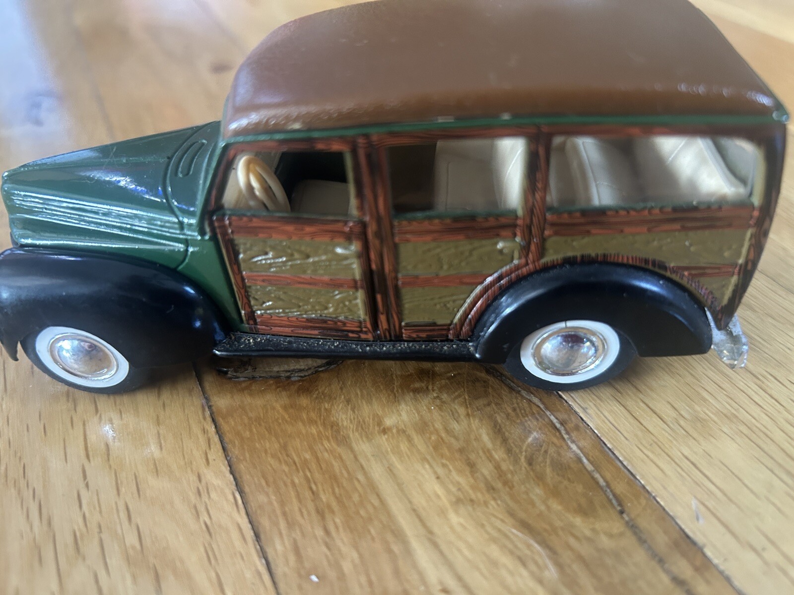 1940 Ford Woody Wagon SS5706 Diecast Toy Car in Miami