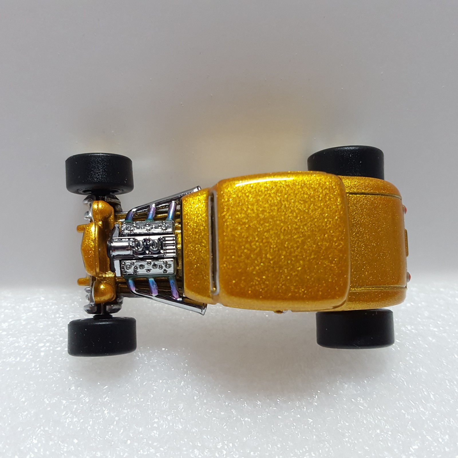 Hot Wheels RLC Metalflake Gold ’32 FORD Hot Rod w/ Real Riders – Mint Loose
