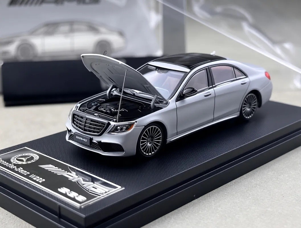 RM 1:64 Silver S63 W222 V12 Luxury Sedan Sports Model Diecast Metal Car