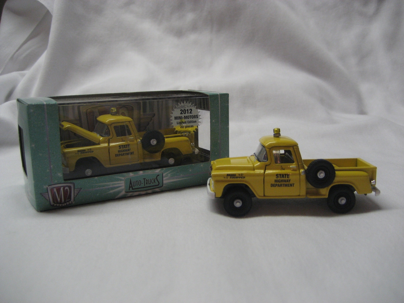M2 Machines Trucks SPECIAL RELEASE – 1959 GMC Fleet Option 4×4 – Truck 001