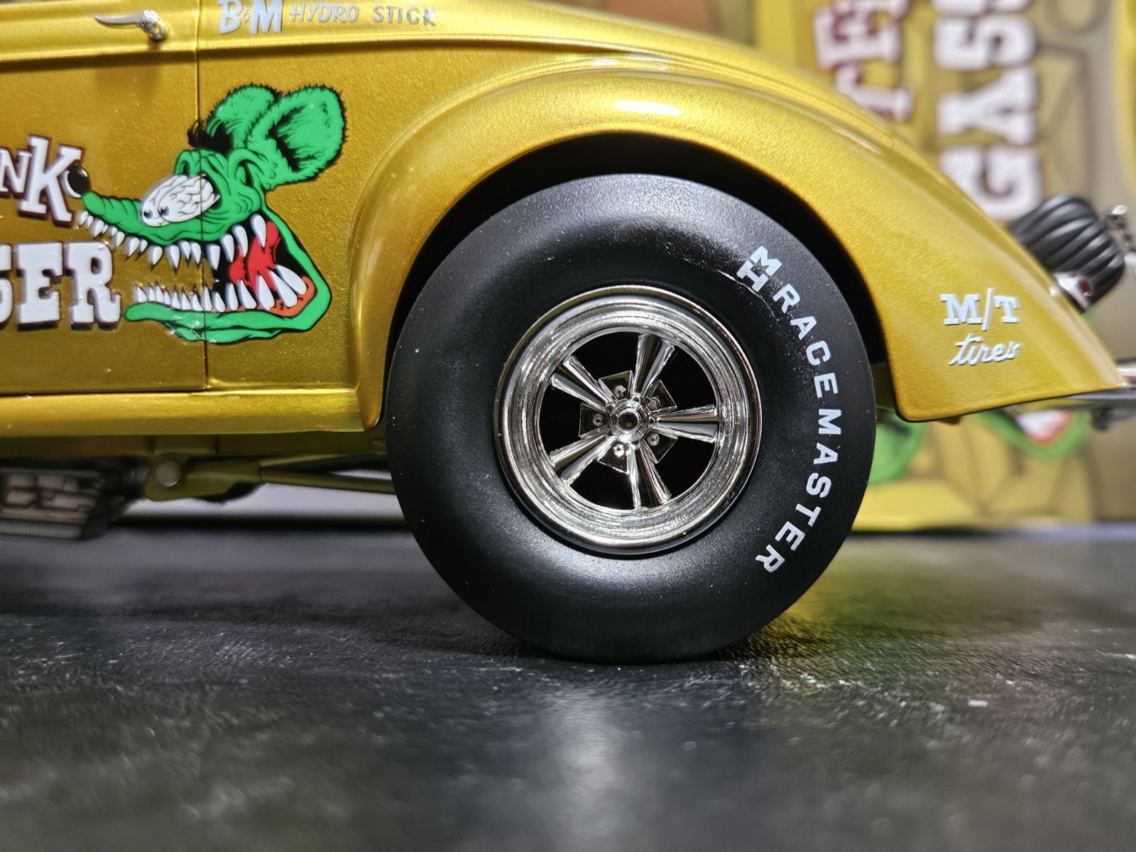ACME 1:18 SCALE 1940 WILLYS RAT FINK NHRA GASSER. SEWER GREEN!  #A1800919 NEW!!