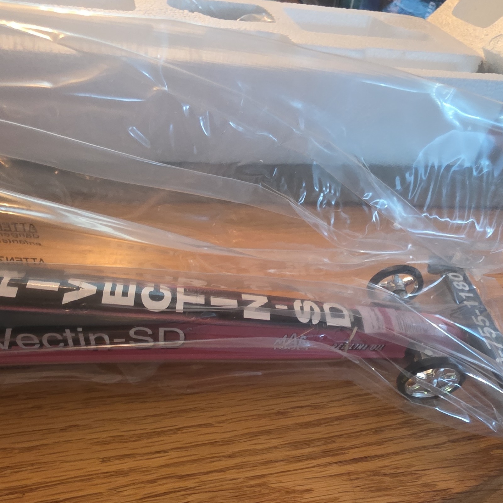 Racing Champions 1:24 StriVectin-SD 2006 NHRA Top Fuel Dragster Limited Ed