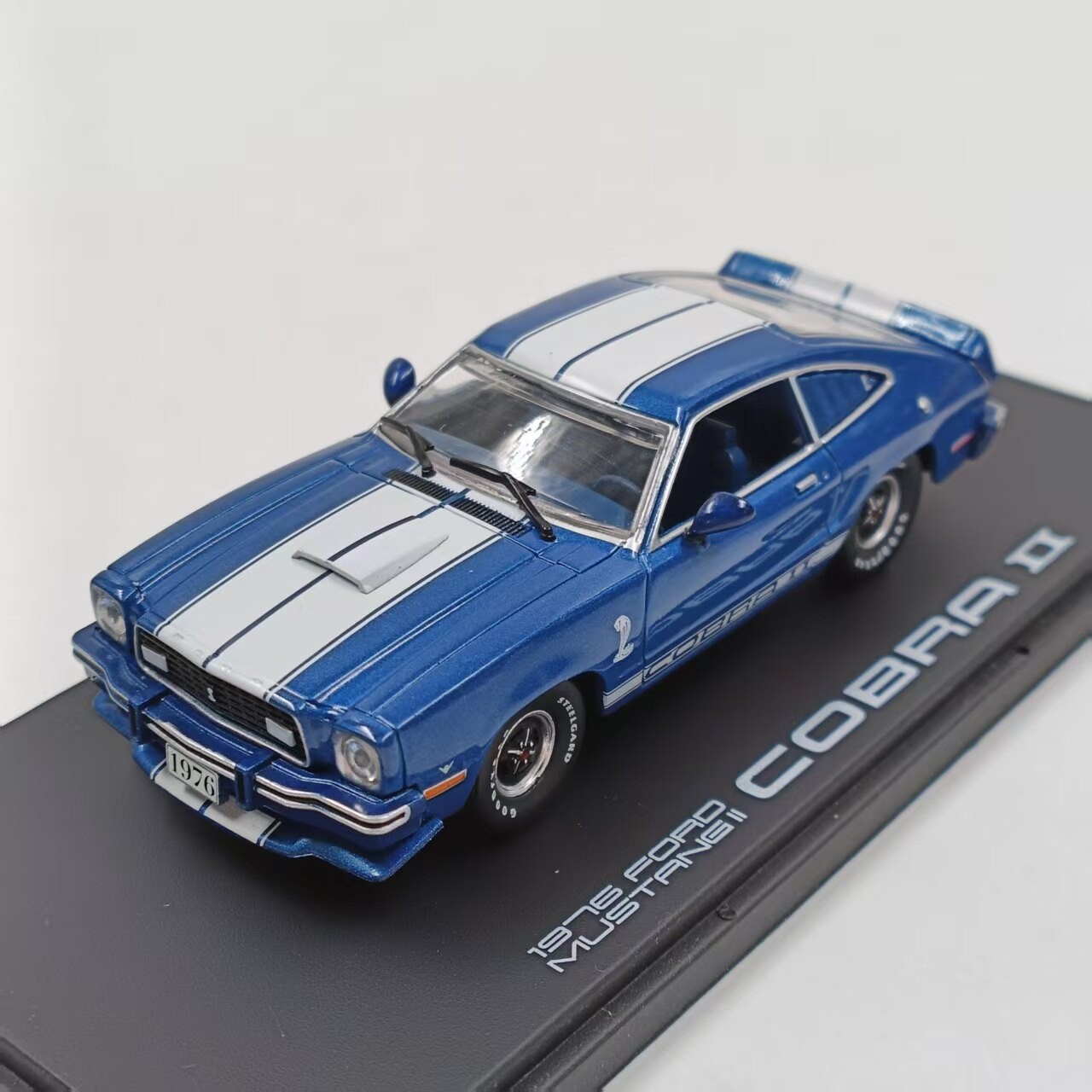 1:43 1976 Mustang II Cobra II Alloy Collectible Miniature Model