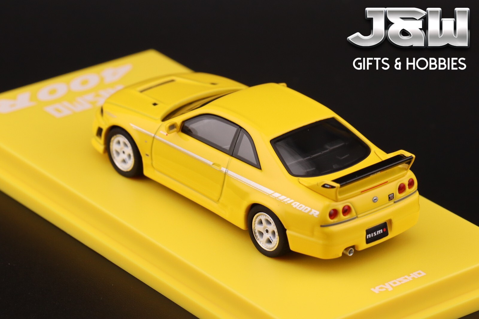 Kyosho Nissan Nismo 400 R with MOTN LED Base Compatible Yellow 1/64