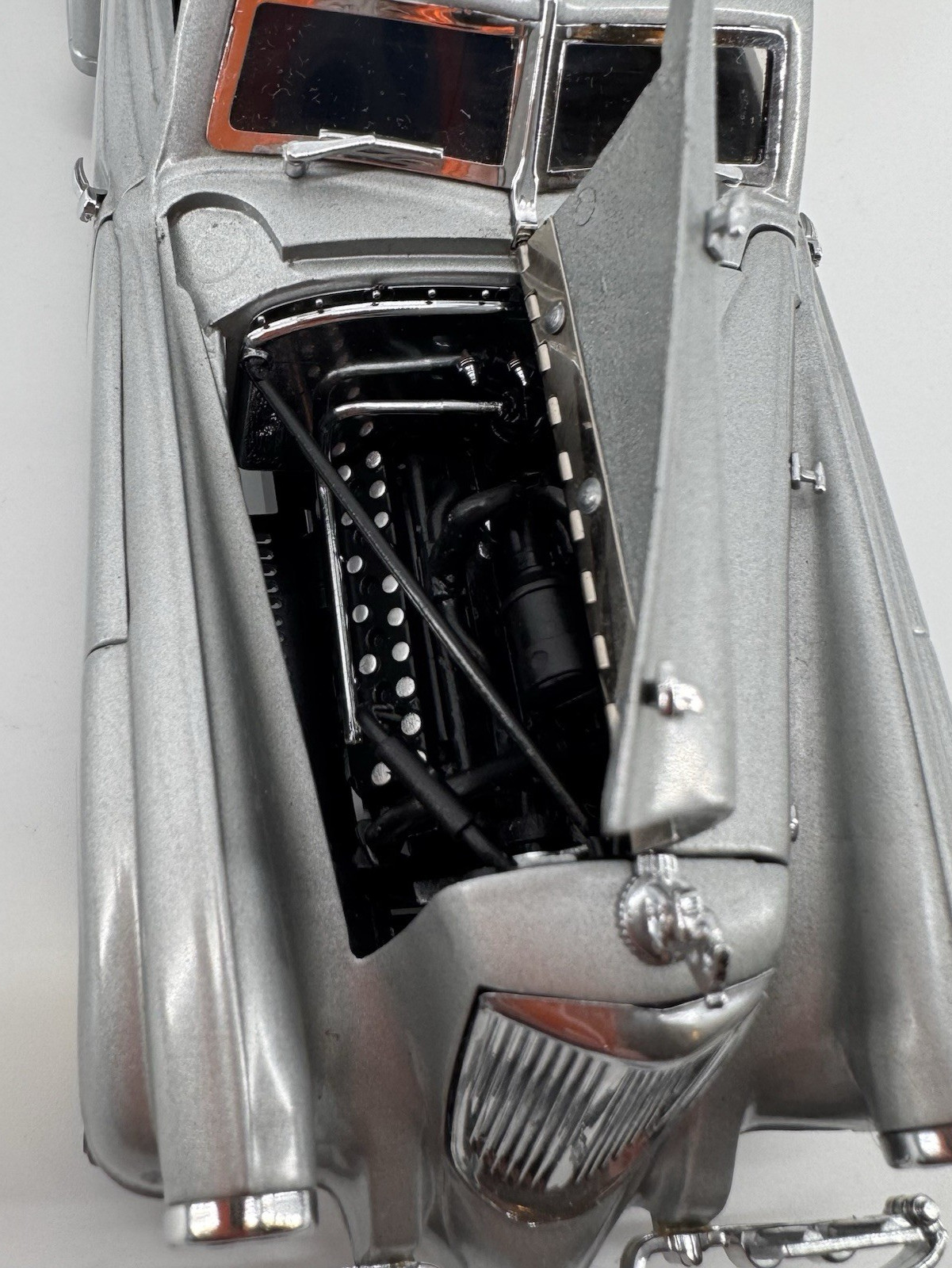 Danbury Mint 1933 Pierce Silver Arrow 1:24 Scale Diecast Metal Luxury Model Car