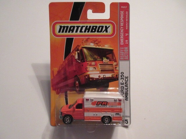 Matchbox ’08 Ford E350 Ambulance