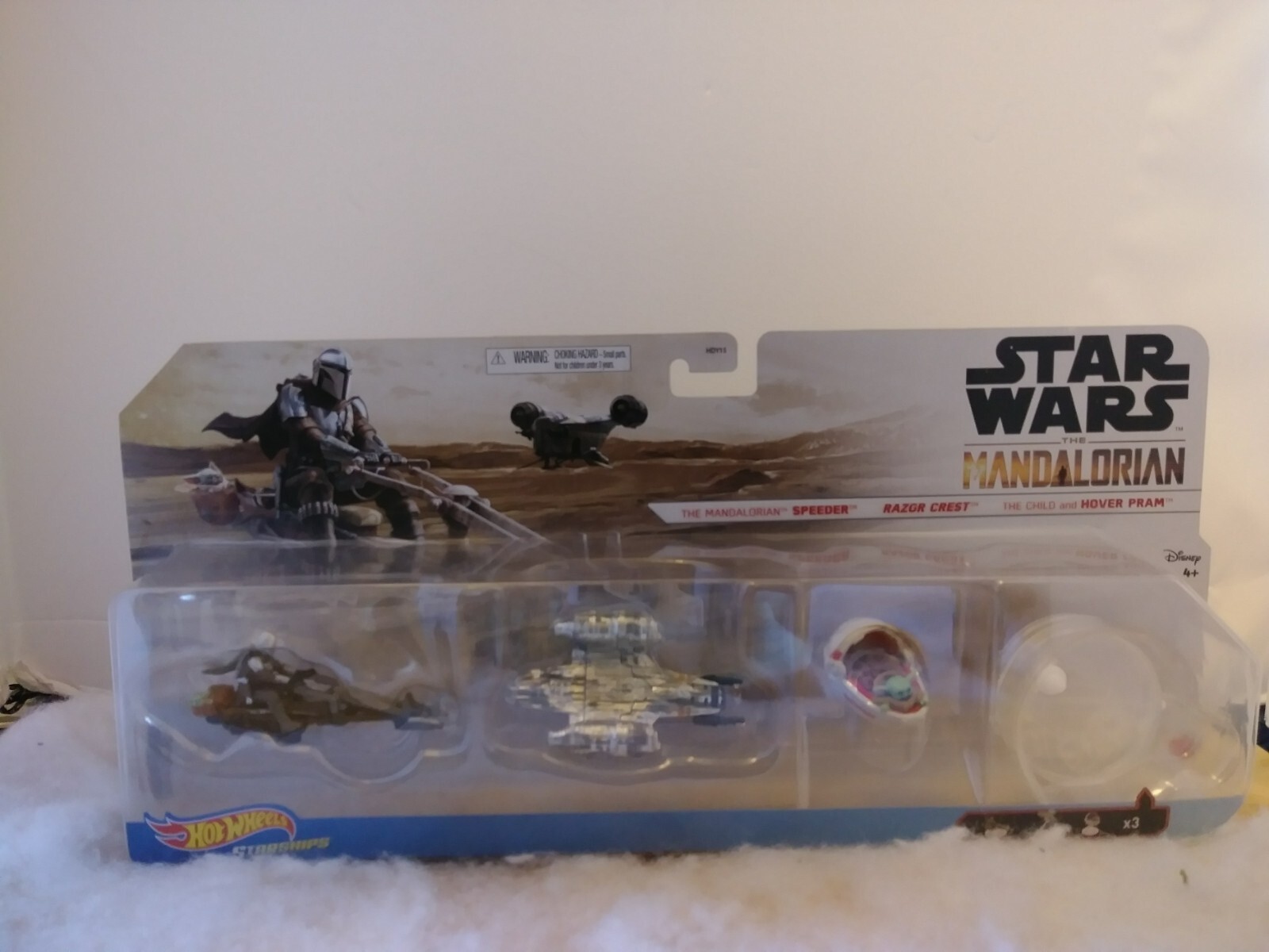 Hot Wheels Star Wars The Mandalorian Speeder Razor Crest The Child w/Hover Pram