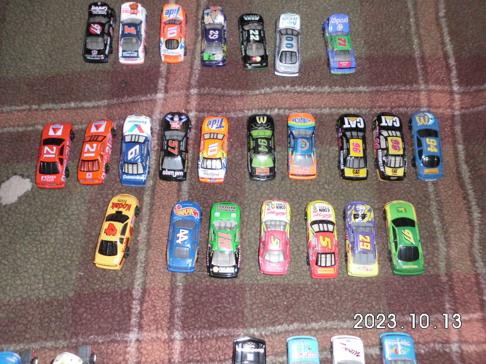 1997 Hot Wheels 100 Car Carry Case 32 Funny Cars / Dragsters / Nascar + Bonus