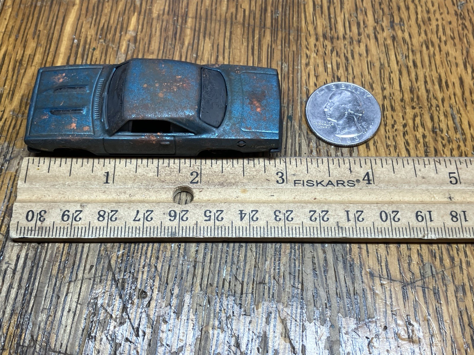 1968 Plymouth Barracuda Weathered Rusty Custom 1/64 Diecast Barn Find Hot Wheels
