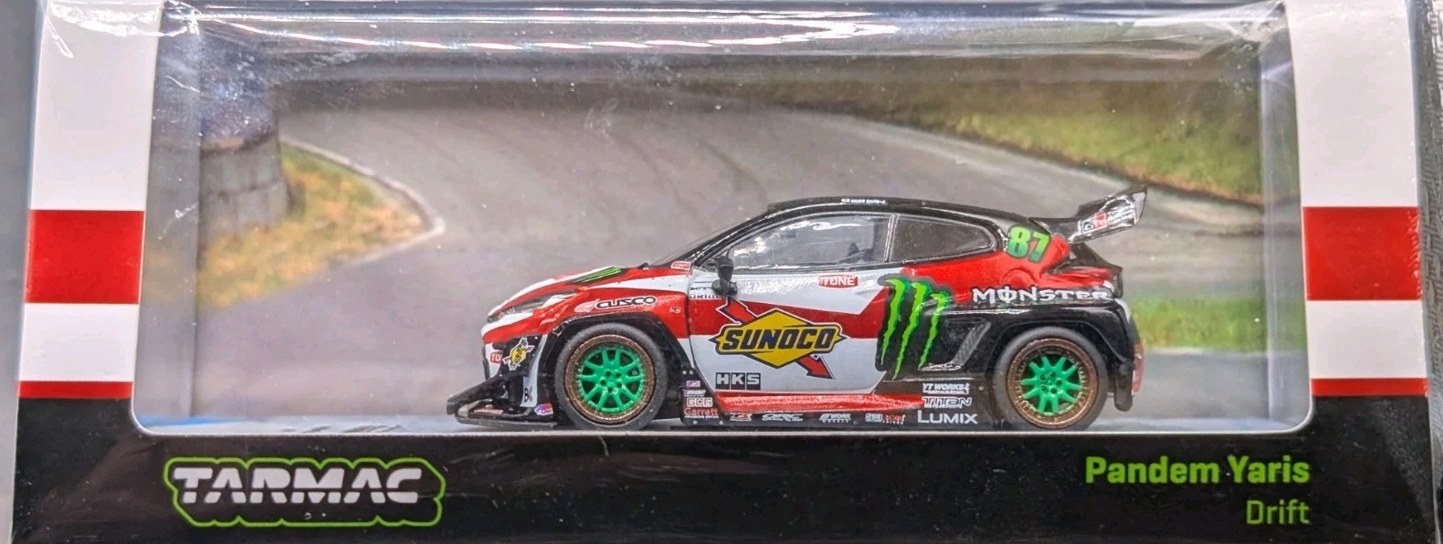Tarmac Works – Toyota Yaris #87 – Monster – Pandem Drift
