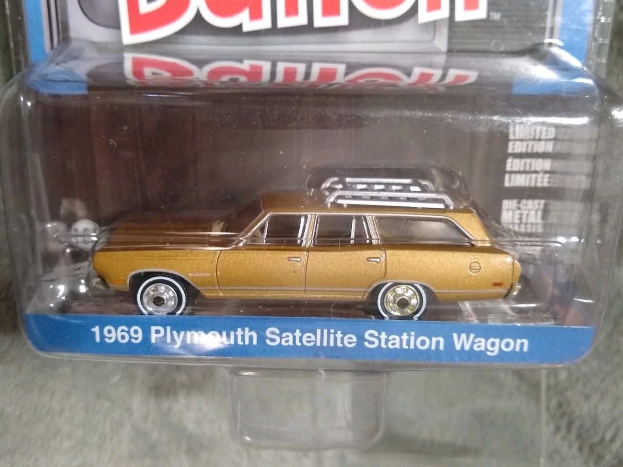 GREENLIGHT HOLLYWOOD SERIES 39, BRADY BUNCH 1969 PLYMOUTH SATELLITE WAGON