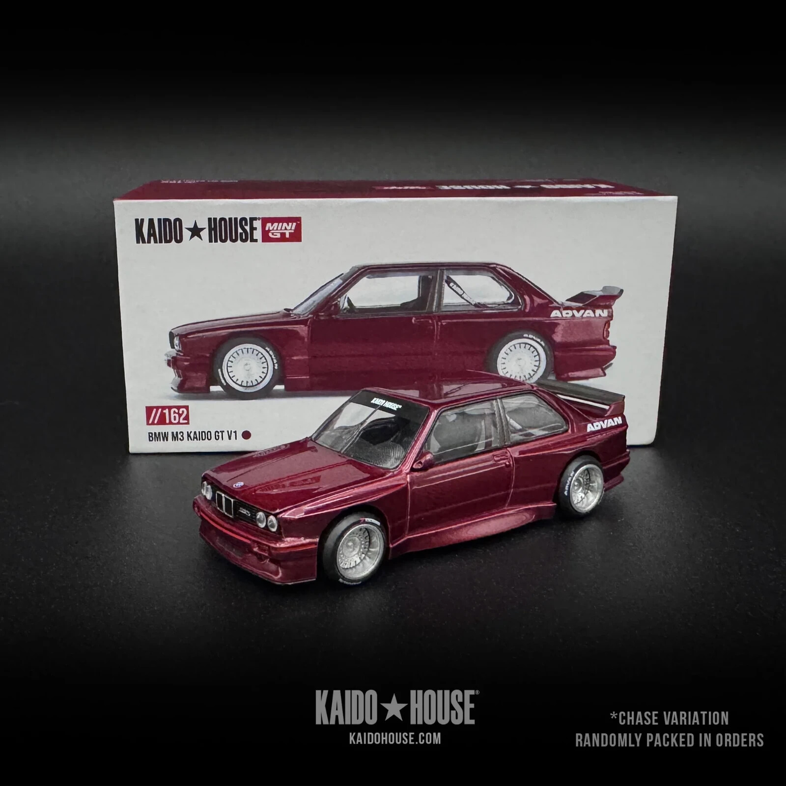 Mini GT KAIDO 1/64 BMW M3 E30 Die Cast Model